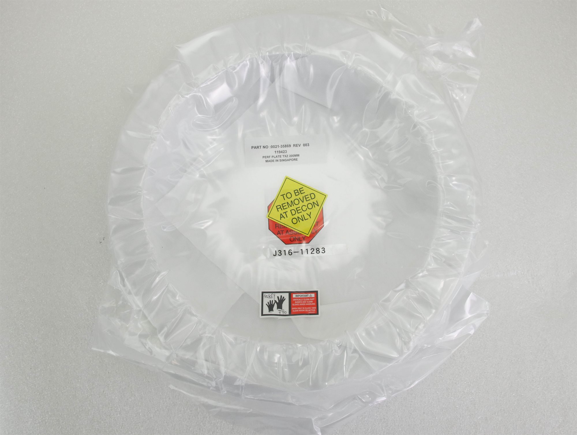 の 11283 APPLIED MATERIALS SHOWER HEAD, PERF PLATE TXZ 200MM (NEW